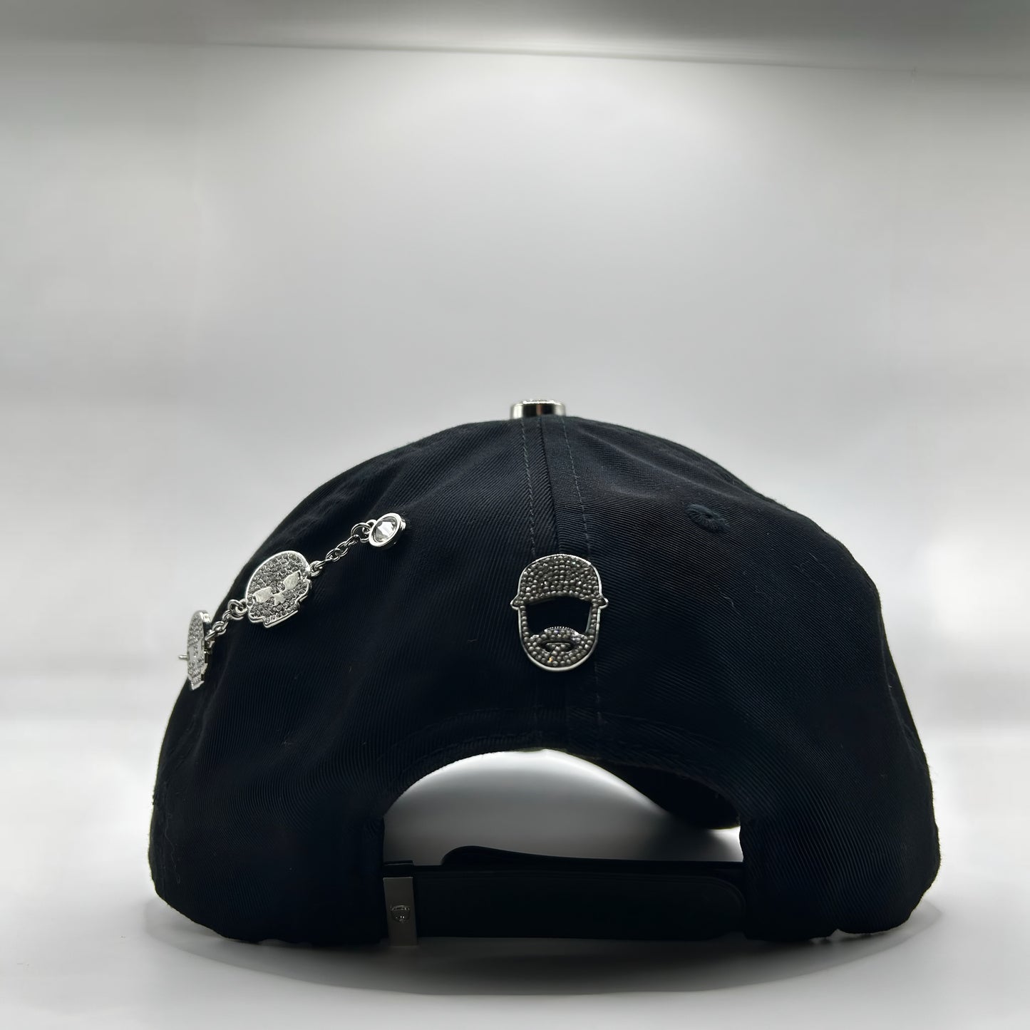 BARBAS HATS CRIME