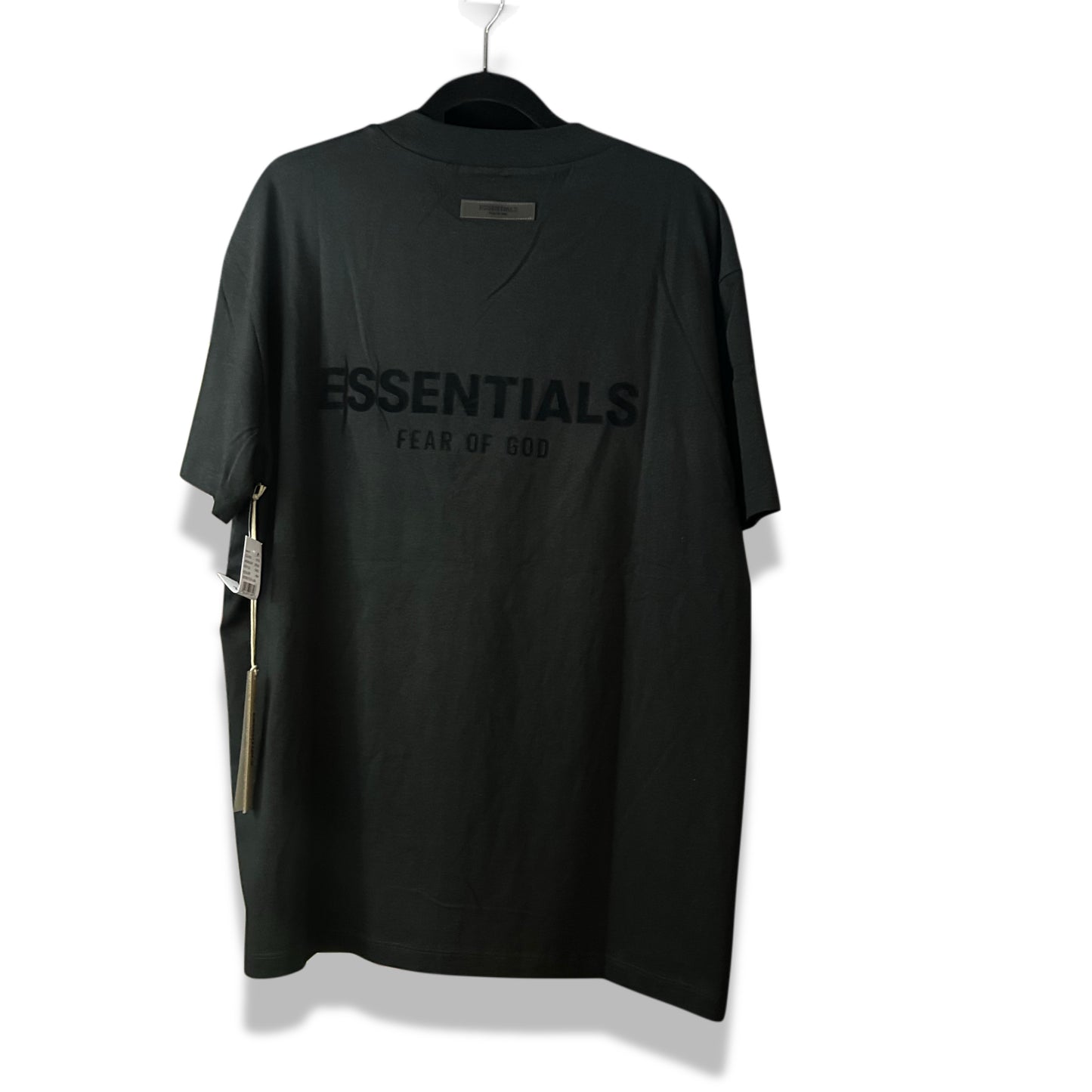 PLAYERA ESSENTIALS